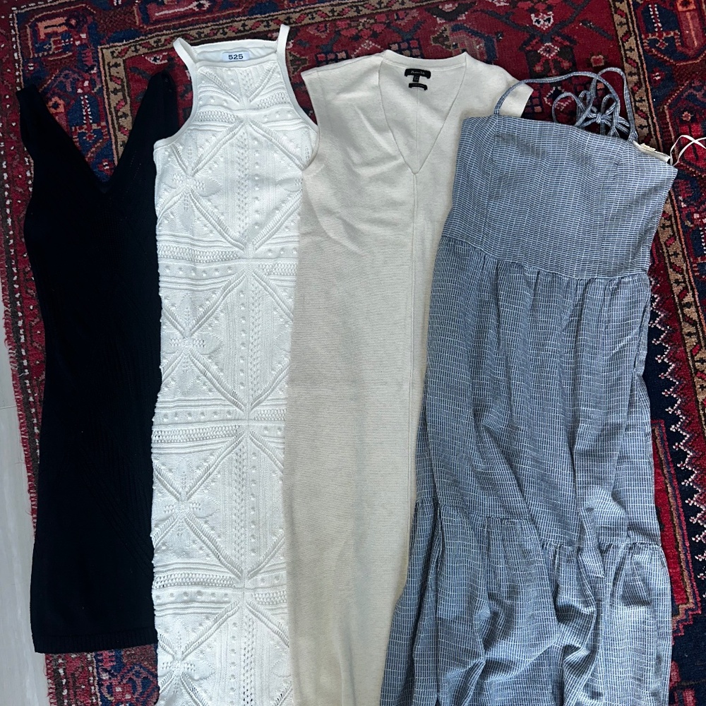 Bundle Bonanza: 4 XS Dresses (See my closet for details on each)